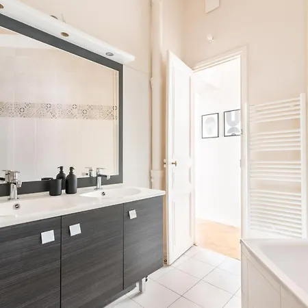Luxurious Flat Rue De La Pompe Lägenhet