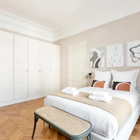 Luxurious Flat Rue De La Pompe 아파트 파리