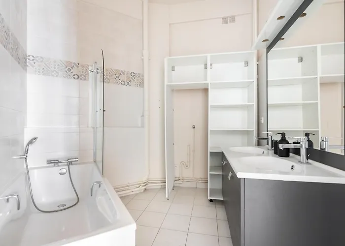 Luxurious Flat Rue De La Pompe Appartement