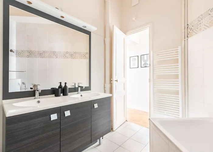 Luxurious Flat Rue De La Pompe Appartement