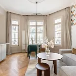 Luxurious Flat Rue De La Pompe * Paris